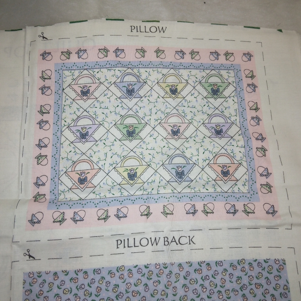 FABRIC The Flower Basket Miniature Quilt and pillow by Dorathy Dear Designs